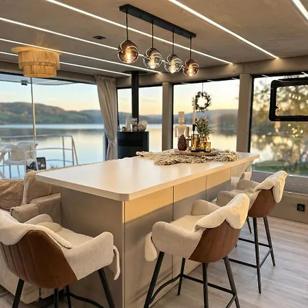 Botel Lieblingsplatz Elbe-Parey