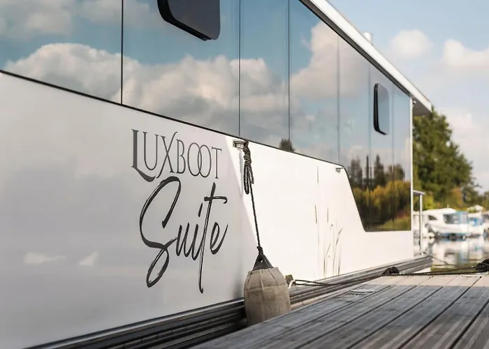 ספינת מלון Lieblingsplatz - Schwimmende Luxsuite Elbe-Parey